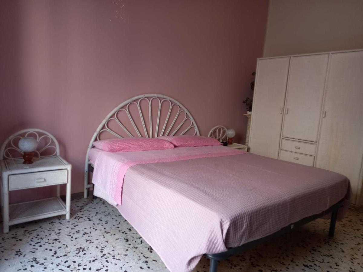 Joy'S House Apartment คาตาเนีย ภายนอก รูปภาพ
